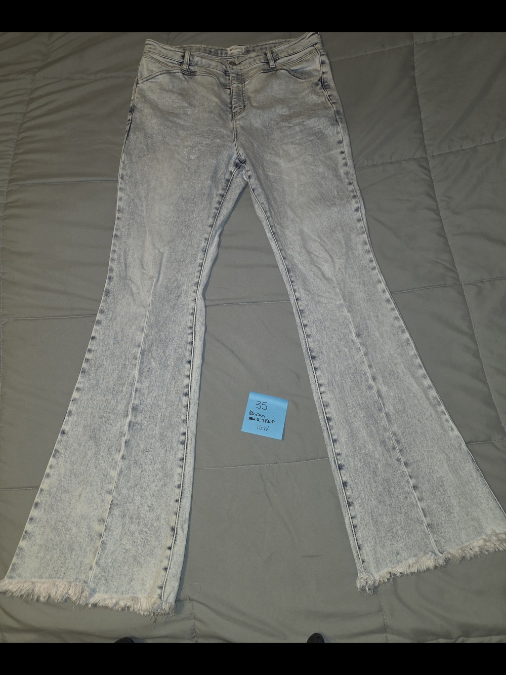 Acid Wash Flared Women's Jeans - Kancan